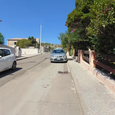 Quartiere Lu Calteri S.teresa Gallura Homestay *